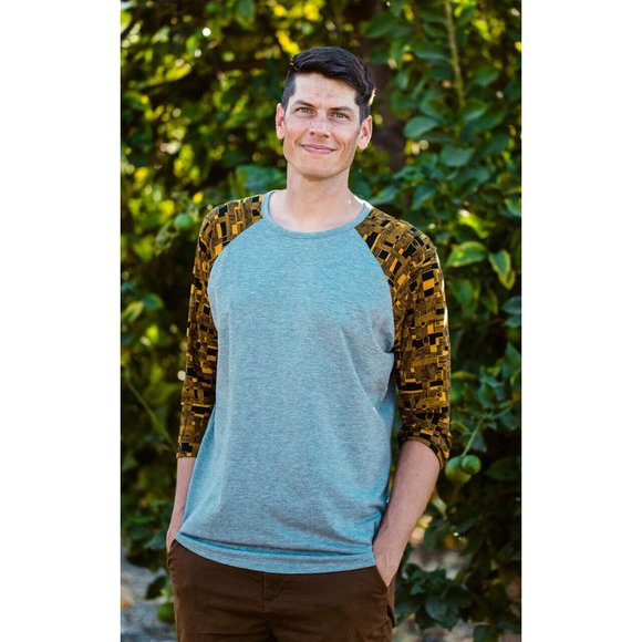 LuLaRoe Randy Unisex XXS 2XS Patterned Raglan Baseball Style Tee 3/4 Sleeve - Picture 3 of 10